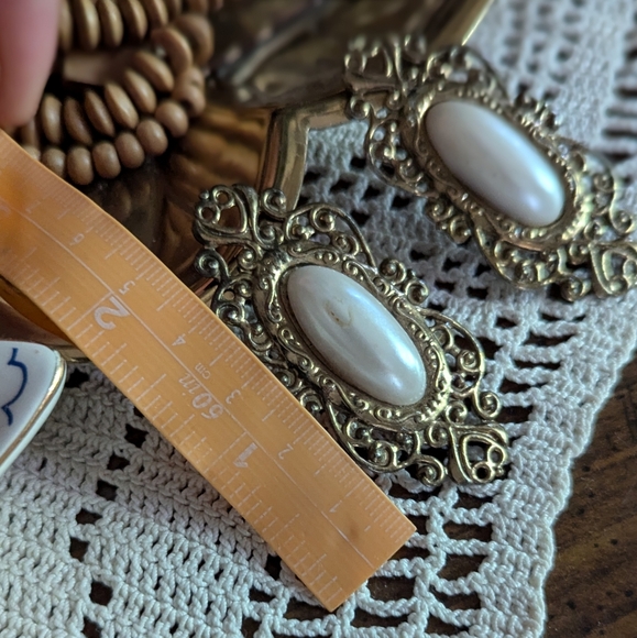 🌺3/$15🌺Beautiful Vintage a confirm - Picture 6 of 8